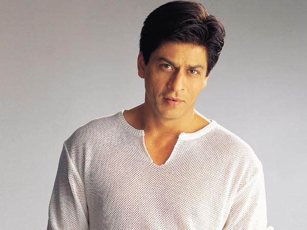 Shah Rukh Khan and Kajol to be released in theatres this Friday (18 December) and the duo have left no stone unturned to promote their latest romantic film. Here's looking at some exciting reasons to catch this film in the theatre. Dilwale,Dilwale review,Shah Rukh Khan,Kajol,Varun Dhawan,Kriti Sanon,5 reason to watch Dilwale,Dilwale 5 reason to watch the movie,Rohit Shetty