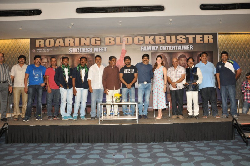 Telugu movie Bengal Tiger Success Meet event held at Hyderabad. Actor Ravi Teja, Actress Tamanna, Director Sampath Nandi, Producer KK Radha Mohan, Ram Laxman, Nagineedu and others graced the event. Bengal Tiger,Bengal Tiger Success meet,Ravi Teja,Tamanna,Ravi Teja and Tamanna,Sampath Nandi,Radha Mohan,Ram Laxman,Bengal Tiger Success meet pics,Bengal Tiger Success meet images,Bengal Tiger Success meet photos,Bengal Tiger Success meet pictures
