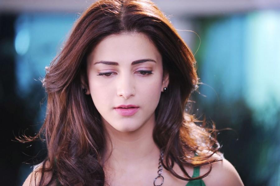 Here is our top 10 Tamil and Telugu Actress list in 2015. Top 10 actress in Tamil,Top 10 actress in telugu,Top 10 actress,Top 10 actress in 2015