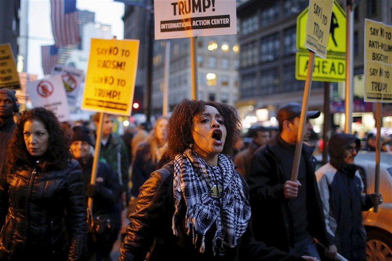 People protest against U.S. Republican presidential candidate Donald Trump. Donald Trump,Protests against Donald Trump,US Republican,People protest