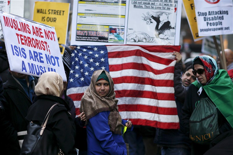 People protest against U.S. Republican presidential candidate Donald Trump. Donald Trump,Protests against Donald Trump,US Republican,People protest