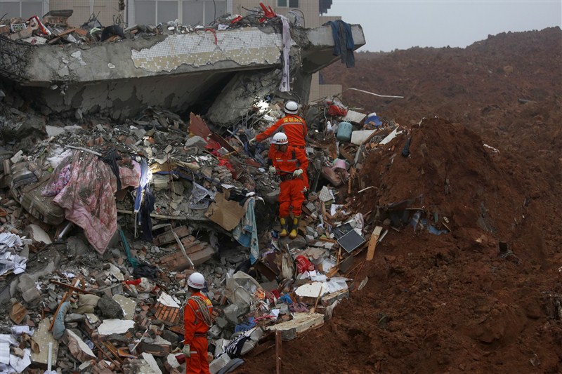 A total of 91 people remain missing a day after a landslide hit an industrial park in Shenzhen city, China's Guangdong province, according to authorities. Chinese industrial park landslide,industrial park landslide,China's Guangdong province,Shenzhen city,landslide,91 missing in Chinese industrial park landslide