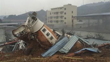 Chinese industrial park landslide,industrial park landslide,China's Guangdong province,Shenzhen city,landslide,91 missing in Chinese industrial park landslide