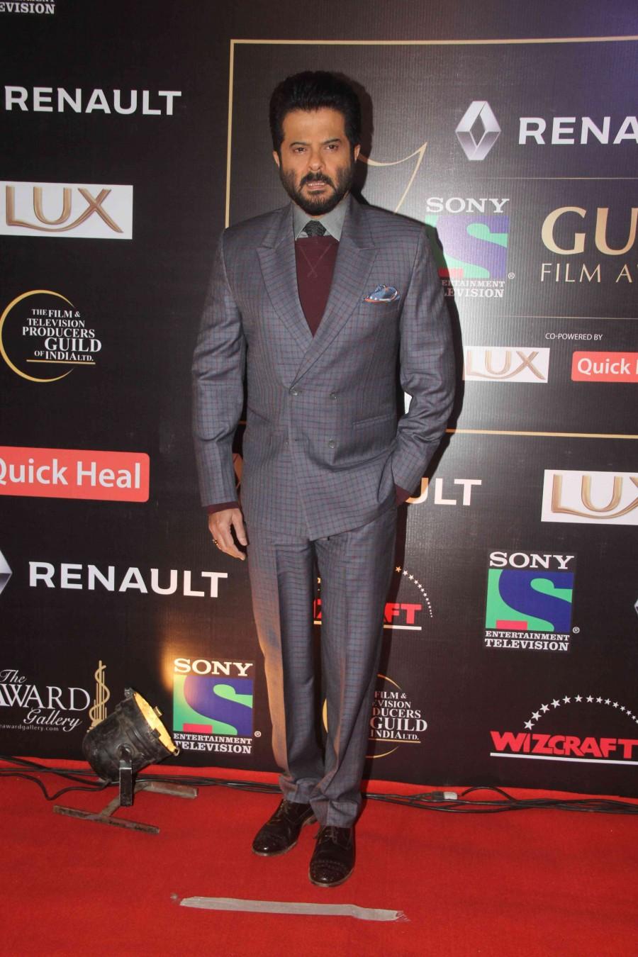 Priyanka Chopra, Sunny Leone, Ranveer Singh, Kriti Sanon, Aditi Rao Hydari, Shahid Kapoor, Elli Avram, Anil Kapoor, Harshali Malhotra, Remo D'Souza and many others graced the red carpet event on Tuesday (22 December) in Mumbai. Guild Awards 2015,Guild Awards,Star guild awards,Priyanka,Sunny Leone,Sonam,Sonakshi,Ranveer