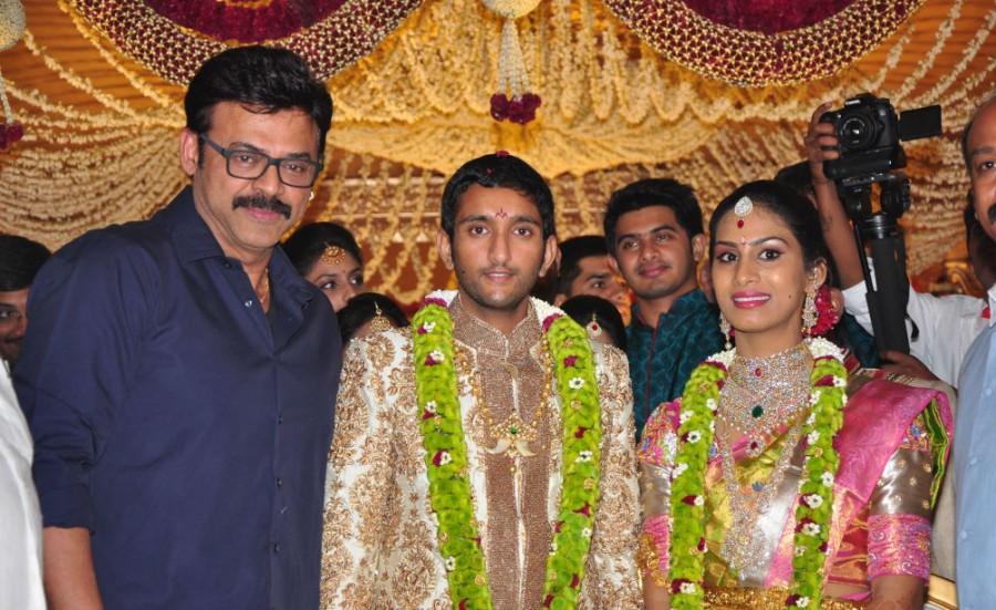 Mahesh Babu, Chiranjeevi, Allari Naresh, Rajendra Prasad, Nandamuri Balakrishna, Venkatesh, Gopichand, Mohan Babu, Murali Mohan, Allu Aravind at Adiseshagiri Rao son wedding Adiseshagiri Rao son wedding,Adiseshagiri Rao son wedding respection,Adiseshagiri Rao son marriage,Mahesh Babu,Chiranjeevi,Allari Naresh,Rajendra Prasad,Venkatesh,Gopichand,Mohan Babu,Murali Mohan,Allu Aravind