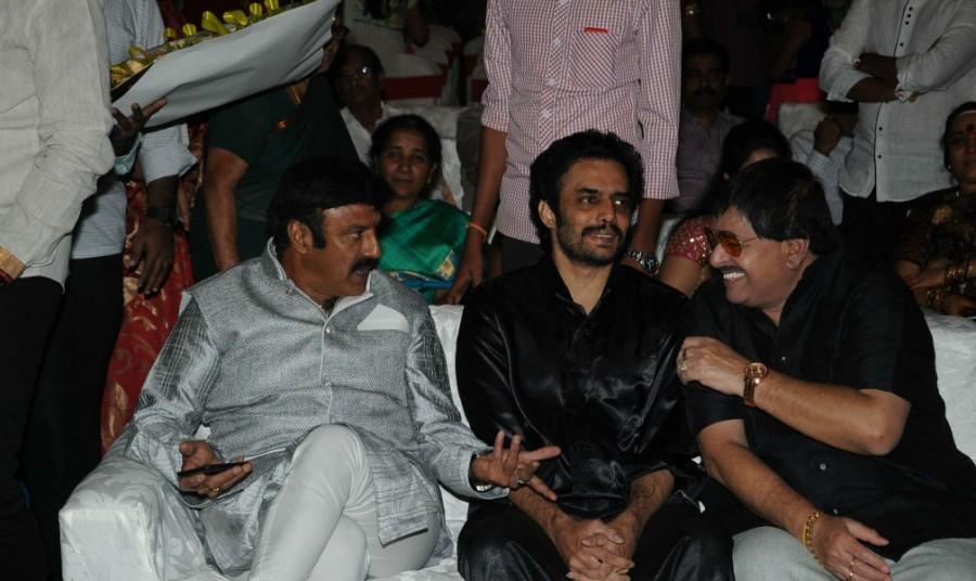 Mahesh Babu, Chiranjeevi, Allari Naresh, Rajendra Prasad, Nandamuri Balakrishna, Venkatesh, Gopichand, Mohan Babu, Murali Mohan, Allu Aravind at Adiseshagiri Rao son wedding Adiseshagiri Rao son wedding,Adiseshagiri Rao son wedding respection,Adiseshagiri Rao son marriage,Mahesh Babu,Chiranjeevi,Allari Naresh,Rajendra Prasad,Venkatesh,Gopichand,Mohan Babu,Murali Mohan,Allu Aravind