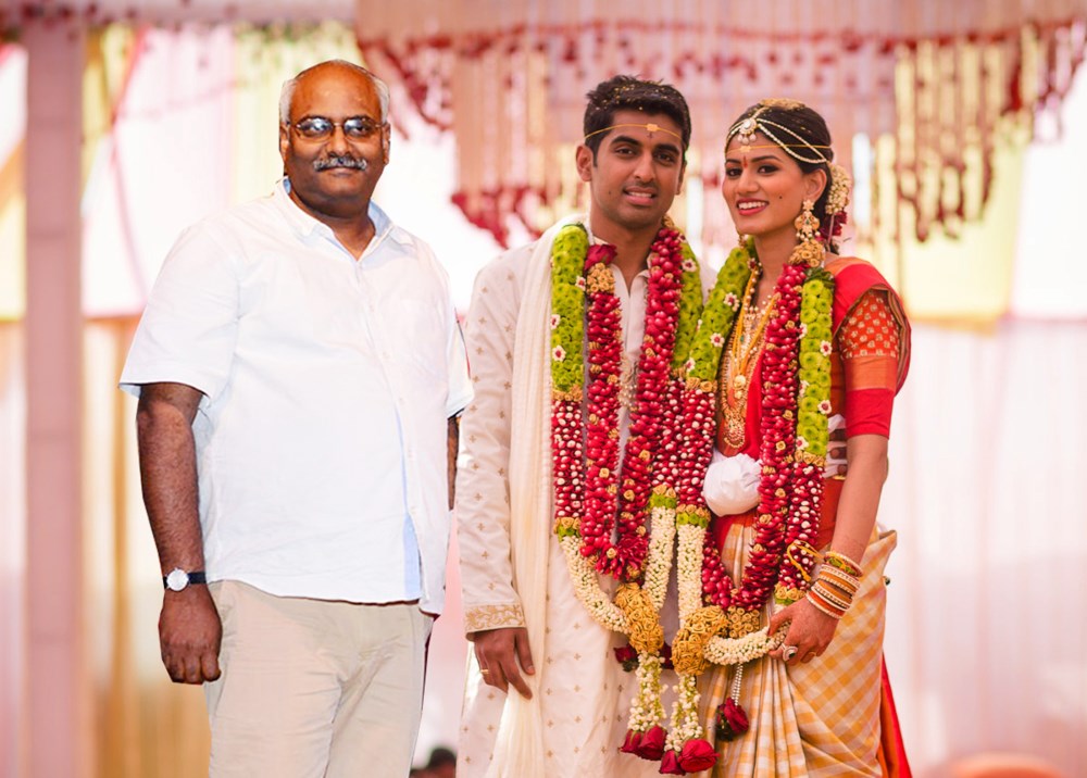 Lahari Music G Manohar Naidu Second Son Chandru Manoharan Marriage held at Hyderabad. Allu Aravind, MM Keeravani, Gopichand Achanta and others graced the event. Lahari Music Manohar Naidu Son wedding,Chandru Manoharan wedding,Chandru Manoharan marriage,Allu Aravind,MM Keeravani,Gopichand,Gopichand Achanta