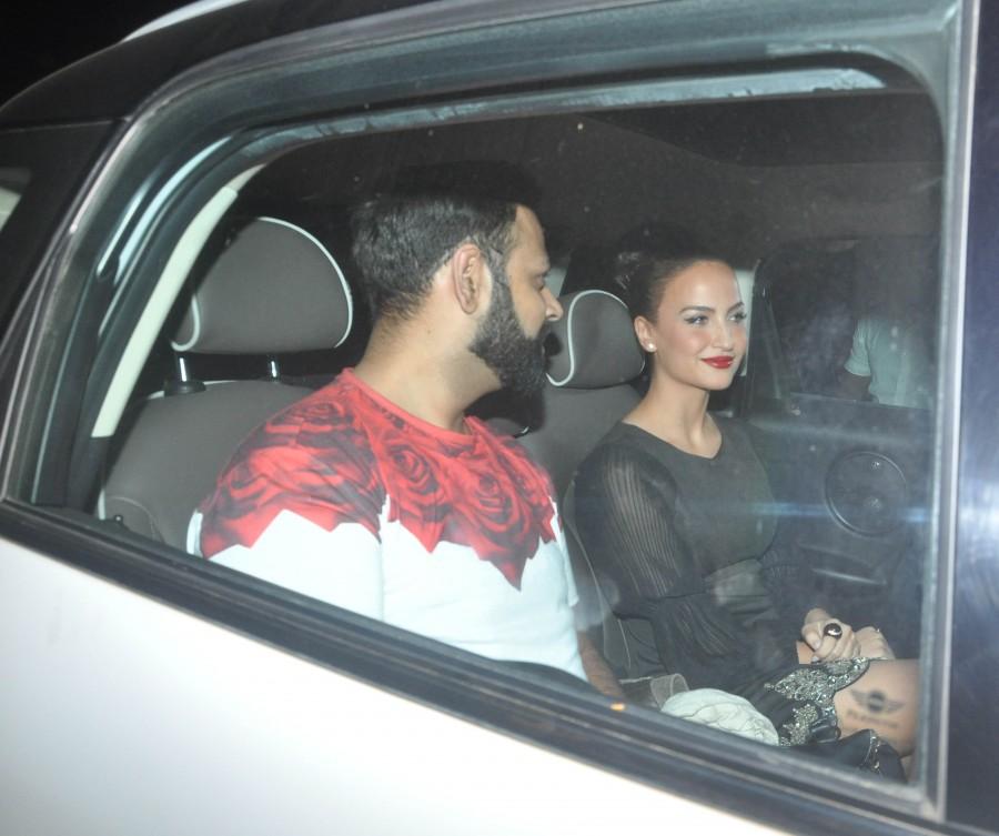Superstar Salman Khan, who turned 50 on Sunday, had a huge birthday bash at his Panvel farmhouse Saturday night. Celebs like Asin, Dino Morea, Kangna Ranaut, Neil Nitin Mukesh, Sania Mirza, Anil Kapoor, Riteish Deshmukh, Genelia, Mallika Sherawat, Boney Kapoor, Prabhu Deva, Sooraj Pancholi, Jacqueline Fernandez, Kriti Sanon, Sonakshi Sinha and many other celebs graced the event. Salman Khan's Birthday Party,Salman Khan's Birthday bash,Salman Khan Birthday Party,Asin,Dino Morea,Kangna Ranaut,Neil Nitin Mukesh,Sania Mirza,Anil Kapoor,Riteish Deshmukh,Genelia,Mallika Sherawat,Boney Kapoor,Prabhu Deva,Sooraj Pancholi,Jacque