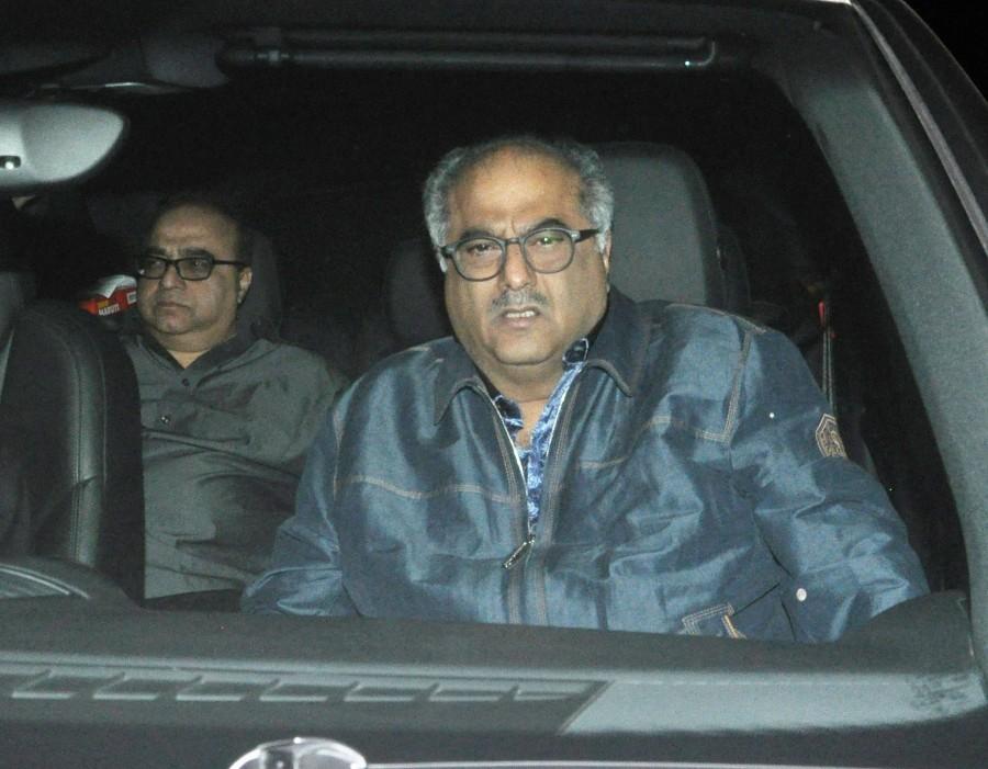 Superstar Salman Khan, who turned 50 on Sunday, had a huge birthday bash at his Panvel farmhouse Saturday night. Celebs like Asin, Dino Morea, Kangna Ranaut, Neil Nitin Mukesh, Sania Mirza, Anil Kapoor, Riteish Deshmukh, Genelia, Mallika Sherawat, Boney Kapoor, Prabhu Deva, Sooraj Pancholi, Jacqueline Fernandez, Kriti Sanon, Sonakshi Sinha and many other celebs graced the event. Salman Khan's Birthday Party,Salman Khan's Birthday bash,Salman Khan Birthday Party,Asin,Dino Morea,Kangna Ranaut,Neil Nitin Mukesh,Sania Mirza,Anil Kapoor,Riteish Deshmukh,Genelia,Mallika Sherawat,Boney Kapoor,Prabhu Deva,Sooraj Pancholi,Jacque