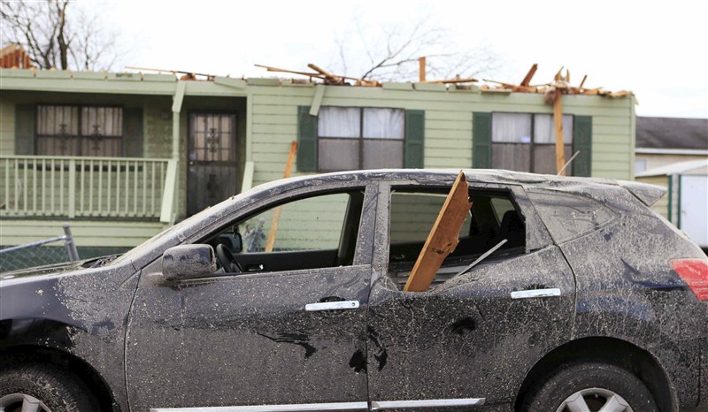 Tornadoes, torrential rains and flash flooding devastate states across the central U.S. Tornadoes,torrential rains,US storms and tornadoes,US storms,US tornadoes,Severe storms ravage U.S