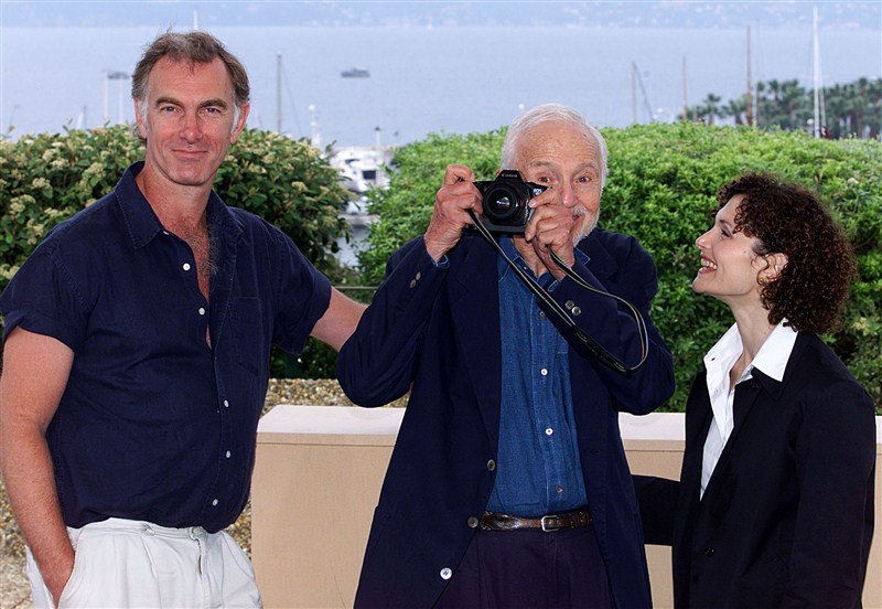Oscar-winning cinematographer and documenatry filmmaker Haskell Wexler is dead. He was 93. Haskell Wexler,Haskell Wexler dies at 93,cinematographer Haskell Wexler,Oscar-winning cinematographer Haskell Wexler,Oscar-winning cinematographer,documenatry filmmaker