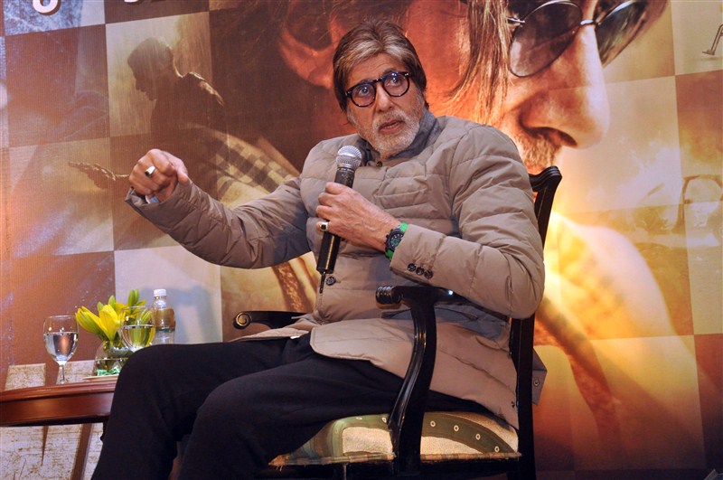 Bollywood actor Amitabh Bachchan promotes Wazir in Kolkata. Amitabh Bachchan promotes Wazir,Amitabh Bachchan,Wazir,Wazir promotion,Wazir promotion in Kolkata,Bollywood actor Amitabh Bachchan,Big B,bollywood movie Wazir