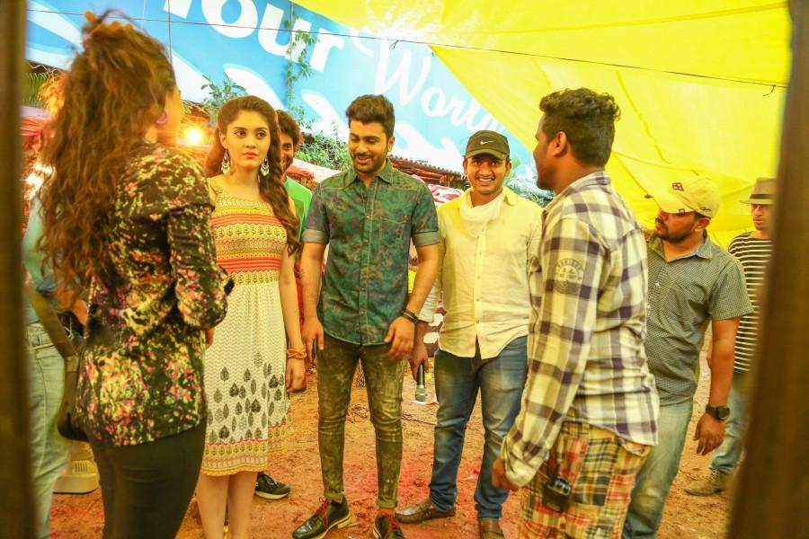 Express Raja,Express Raja movie stills,Sharwanand,Surabhi,Sushanth,Brahmaji,Express Raja movie pics,Express Raja movie images,Express Raja movie photos,Express Raja movie pictures