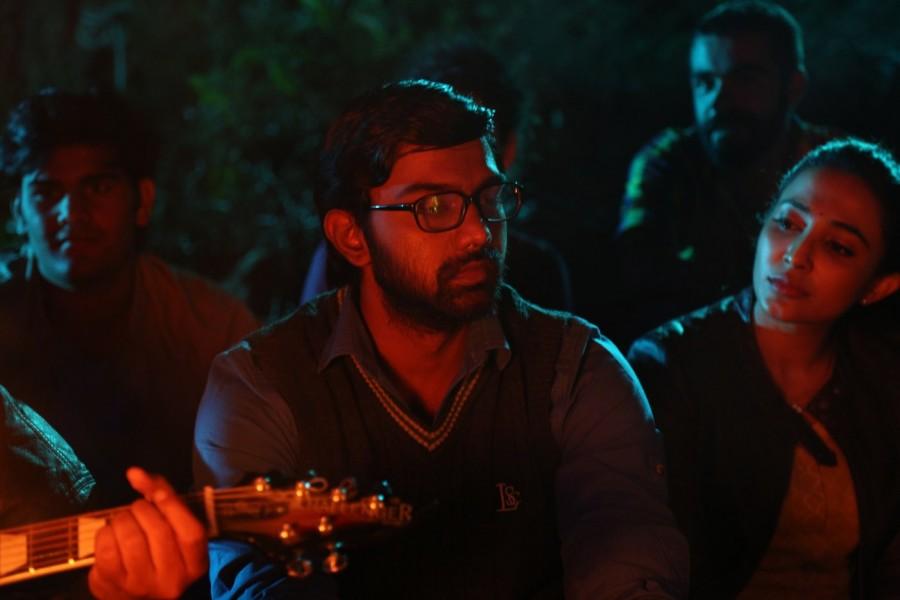Maalai Nerathu Mayakkam is an Indian Tamil romantic love film directed by Gitanjali Selvaraghavan and story Written by Selvaraghavan. Starring Balakrishna Kola and Wamiqa Gabbi in the lead role. Maalai Nerathu Mayakkam,Balakrishna Kola,Wamiqa Gabbi,Gitanjali Selvaraghavan,Selvaraghavan,Maalai Nerathu Mayakkam movie stills,Maalai Nerathu Mayakkam movie pics,Maalai Nerathu Mayakkam movie images,Maalai Nerathu Mayakkam movie photos,Maalai Nerathu Ma