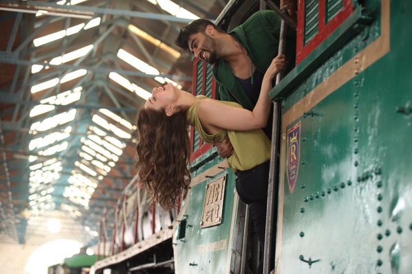 Arjun Kapoor and Kareena Kapoor Khan starrer 'Ki and Ka' is the directorial venture of R Balki. Ki and ka,Ki and ka first look,ki and ka posters,#KiAndKa,Arjun kapoor,Kareena Kapoor Khan,arjun kareena kapoor,arjun kapoor kareena kapoor film