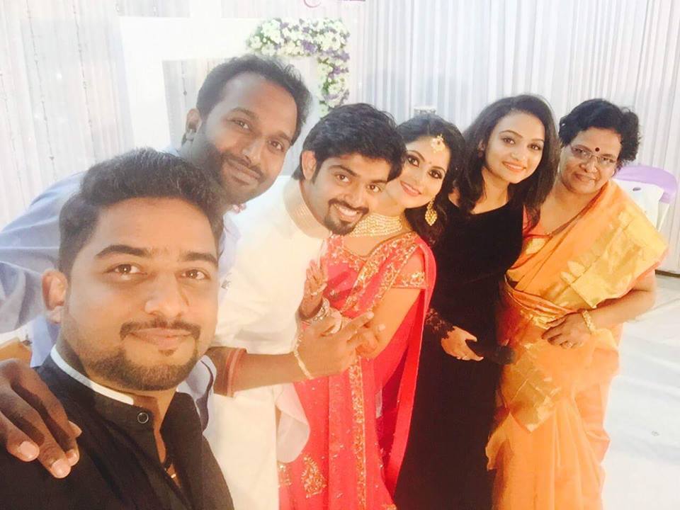 Sruthi Lakshmi - Avin Anto Bethrothal and Wedding Pictures - Photos ...