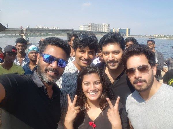 Suriya and Vikram's Spirit of Chennai video grabs the attention of Cinephiles. Suriya and Vikram,Suriya,Vikram,Spirit of Chennai,Suriya and Vikram shoot for Spirit of Chennai,Suriya shoot for Spirit of Chennai,Vikram shoot for Spirit of Chennai,Prabhudeva,Jayam Ravi,Jiiva,Bharath