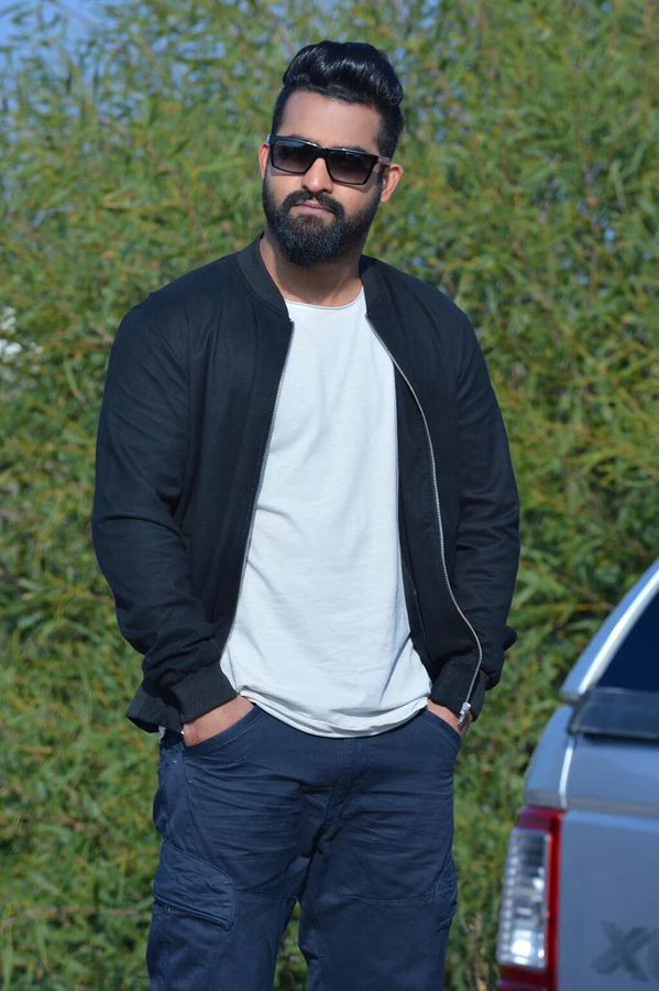 Naanaku Prematho is an upcoming Telugu action family drama film written and directed by Sukumar and produced by BVSN Prasad. Starring NTR and Rakul Preet Singh in the lead roles while Jagapati Babu, Rajendra Prasad, Sithara, Srinivas Avasarala, Vennela Kishore and Thagubothu Ramesh appear in supporting roles. Nannaku Prematho,Jr NTR,Rakul Preet Singh,Nannaku Prematho movie stills,Nannaku Prematho movie pics,Nannaku Prematho movie images,Nannaku Prematho movie photos,Nannaku Prematho movie pictures,Jagapati Babu,Rajendra Prasad,Sithara,Srinivas Avasarala,Vennel