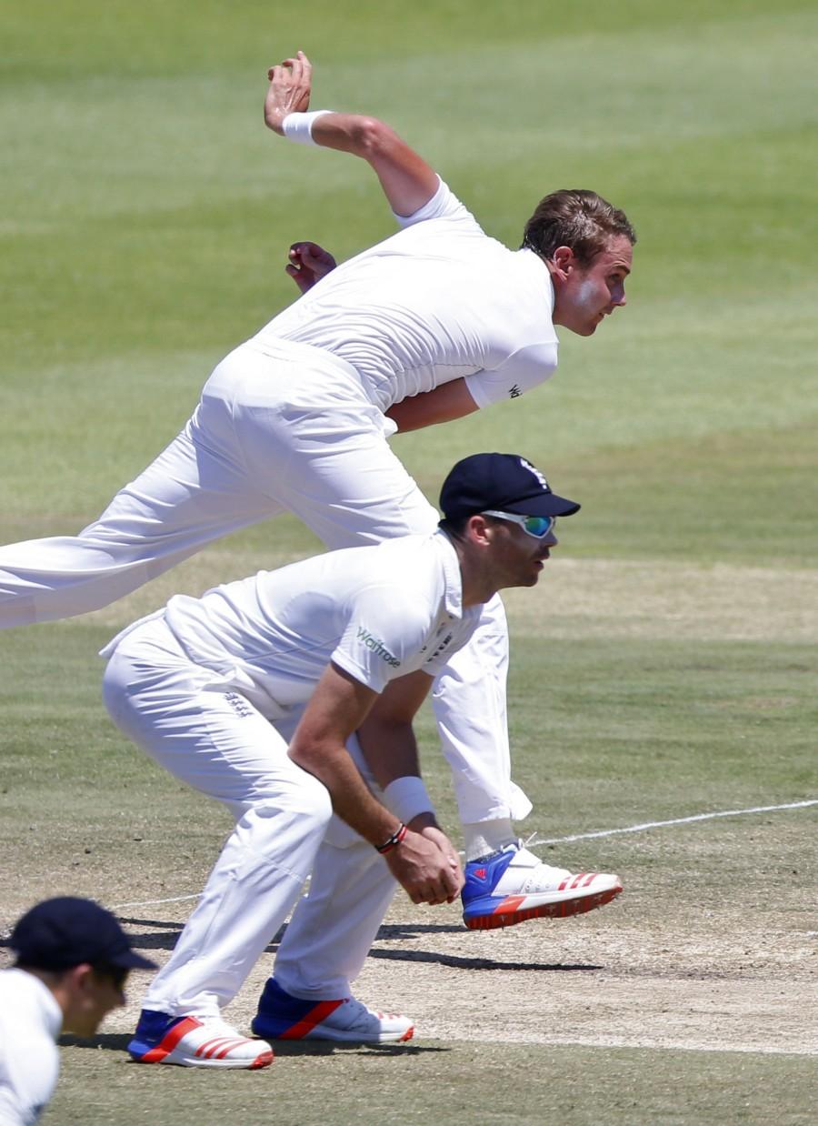 Photos of South Africa v England: Second Test Match. South Africa v England,South Africa v England: Second Test Match,South Africa v England 2016,South Africa v England 2015,Hashim Amla,test cricket,cricket