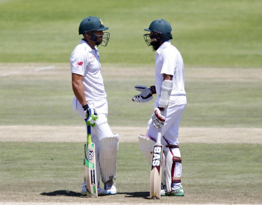 Photos of South Africa v England: Second Test Match. South Africa v England,South Africa v England: Second Test Match,South Africa v England 2016,South Africa v England 2015,Hashim Amla,test cricket,cricket
