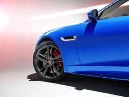 Jaguar F-TYPE British Design Edition,Jaguar F-type,Jaguar F-type special edition,Jaguar,Jaguar Land Rover,jaguar f type price in india,2016 jaguar f-type coupe,jaguar f type convertible,British Design Edition