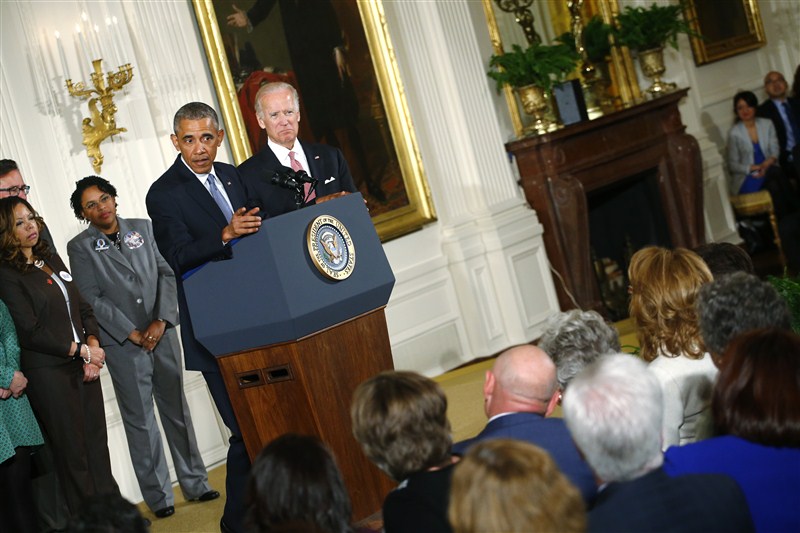 US President Barack Obama on Tuesday unveiled some executive measures on gun control, including expanding background checks and calling for Obama unveils gun violence,US President Barack Obama,President Barack Obama,Barack Obama,Barack Obama speech,gun violence,gun violence actions