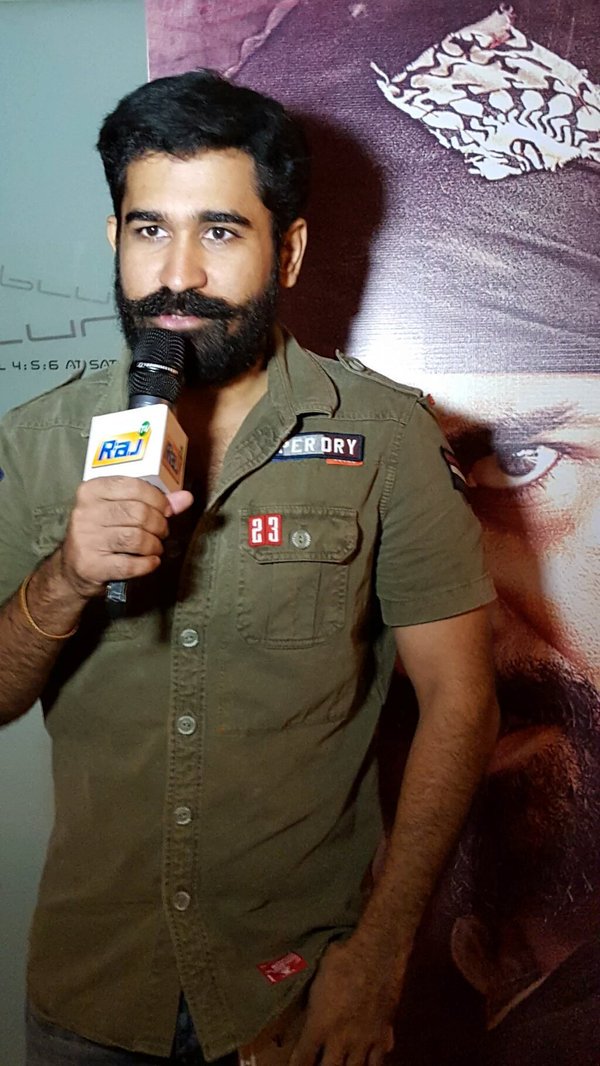 AR Murugadoss at Vijay Antony's Pichaikkaran Audio Launch. Pichaikkaran Audio Launch,AR Murugadoss,AR Murugadoss at Pichaikkaran Audio Launch,Vijay Antony's Pichaikkaran Audio Launch,Vijay Antony,Satna Titus,Pichaikkaran Audio Launch pics,Pichaikkaran Audio Launch images,Pichaikkaran Audio Launch photos,Pich
