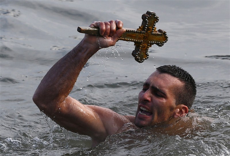 A look at Epiphany day celebrations. Epiphany is observed as the date the Three Wise Men visited Jesus. Epiphany day celebrations,Epiphany day,Christians around the world celebrate Epiphany,Epiphany,christ Jesus,epiphany 2016,three kings,Orthodox christmas,Pope Francis,Epiphany day celebrations pics,Epiphany day celebrations images,Epiphany day celebrations