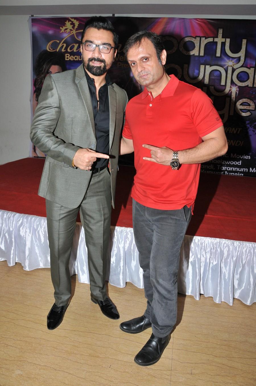 The launch of the single Rakhi Sawant,Daler Mehndi,Party Punjabi Style launch,Party Punjabi Style,Rakhi Sawant at Party Punjabi Style launch,Rakhi Sawant's Party Punjabi Style,Rakhi Sawant at Party Punjabi Style,Rakhi Sawant dance Party Punjabi Style,Party Punjabi Style laun