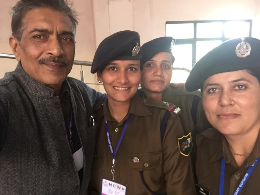 Prakash Jha's Jai Gangaajal Trailer impresses Female Cops at the 7th National Conference of Women in Police. Priyanka Chopra,Jai Gangaajal,Jai Gangaajal trailer,Jai Gangaajal Trailer impresses female cops,Jai Gangaajal impresses female cops,Prakash Jha,7th National Conference of Women in Police,7th National Conference