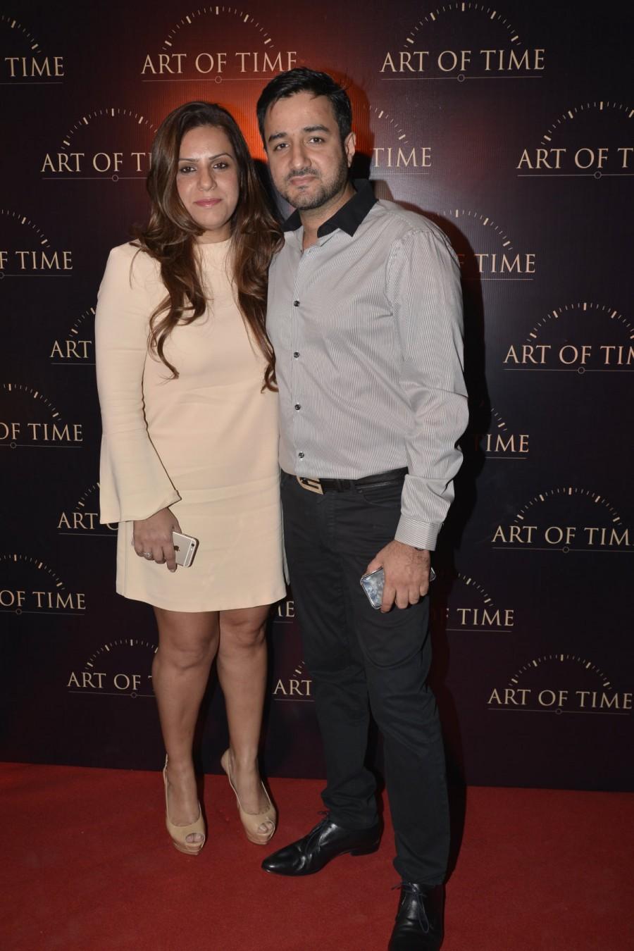 Mamta Anand along with Gaurav Bhatia, Bharat Kapoor and Essaji Vahanvati hosted a select champagne soiree at luxury watch boutique- Art Of Time, to unveil their first store on Waterfield Road, Bandra in Mumbai on Friday (8 January 2016). Amitabh Bachchan, Jaya Bachchan, Mahesh Shahani, Siddharth Anand, Director Sujoy Ghosh and many others graced the event. Art of Time store,Art of Time store launch,Amitabh Bachchan,Jaya Bachchan,Mahesh Shahani,Siddharth Anand,Mona Vahanvati,Director Sujoy Ghosh,Vishal Dadlani,Ramesh Taurani,Minisha Lamba,Dino Morea,Deanne Panday,Harman Baweja