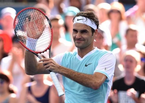 Defending champion Roger Federer defeated Dominic Thiem of Austria 7-6 (5), 7-6 (5) in the semifinal match of the Brisbane International tennis tournament.