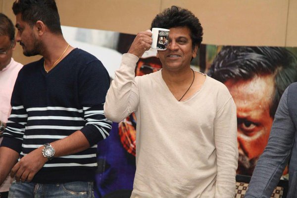 Hat-Trick Hero Dr. Shiva Rajkumar's Killing Veerappan has been the talk of the town ever since the film hit the screens on New year. Killing Veerappan,Killing Veerappan Success Meet,Shiva Rajkumar,Parul Yadav,Ram Gopal Varma,Shiva Rajkumar at Killing Veerappan Success Meet,Parul Yadav at Killing Veerappan Success Meet,Ram Gopal Varma at Killing Veerappan Success Meet,Shivarajkumar