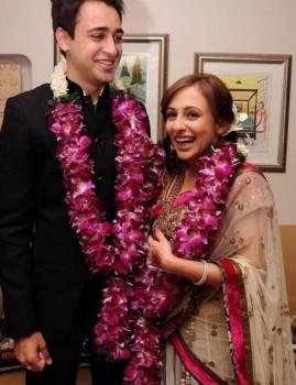 Bollywood's loverboy Imran Khan and his wife Avantika Malik completed five years of marriage.