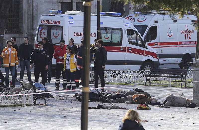 Ten people were killed and fifteen others were wounded after a large explosion rocked a central Istanbul square on Tuesday, a statement from the Istanbul governor's office said. Major explosion at Istanbul,Istanbul,Istanbul explosion,Istanbul attack,Istanbul square,explosion,blast