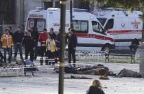 Ten people were killed and fifteen others were wounded after a large explosion rocked a central Istanbul square on Tuesday, a statement from the Istanbul governor's office said.