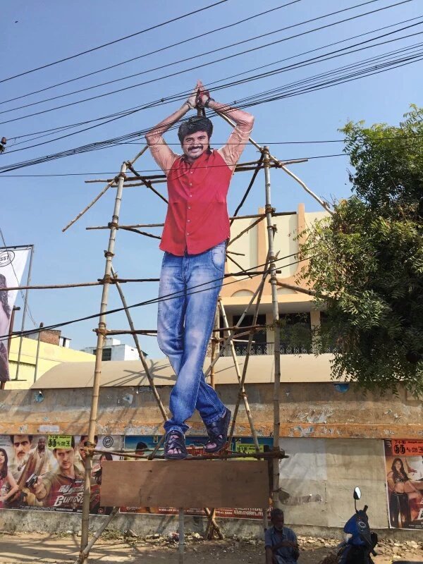 Rajini Murugan: Sivakarthikeyan's fans celebration in theatres. Rajini Murugan,Sivakarthikeyan,Sivakarthikeyan's fans celebration in theatres,Sivakarthikeyan fans,Sivakarthikeyan in Rajini Murugan