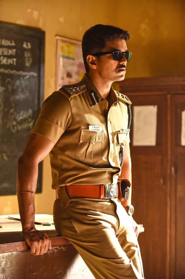 Theri is an upcoming Tamil action film written and directed by Atlee. Starring Vijay, Samantha and Amy Jackson in the lead role. Theri,vijay,ilayathalapathy vijay,ilayathalapathy,Samantha,Amy Jackson,Atlee,Theri movie stills,Theri movie pics,Theri movie images,Theri movie photos,Theri working stills,Theri working images,Theri working photos,Theri working pictures,vijay Theri movie