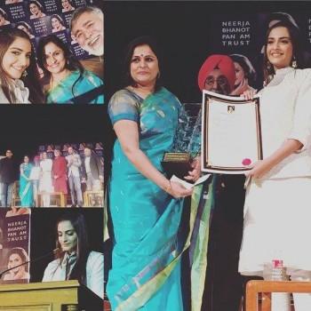 Sonam Kapoor along with director Ram Madhvani, producer Atul Kasbekar and the team visited the honorary ?Neerja Bhanot? Pan Am awards in Chandigarh.