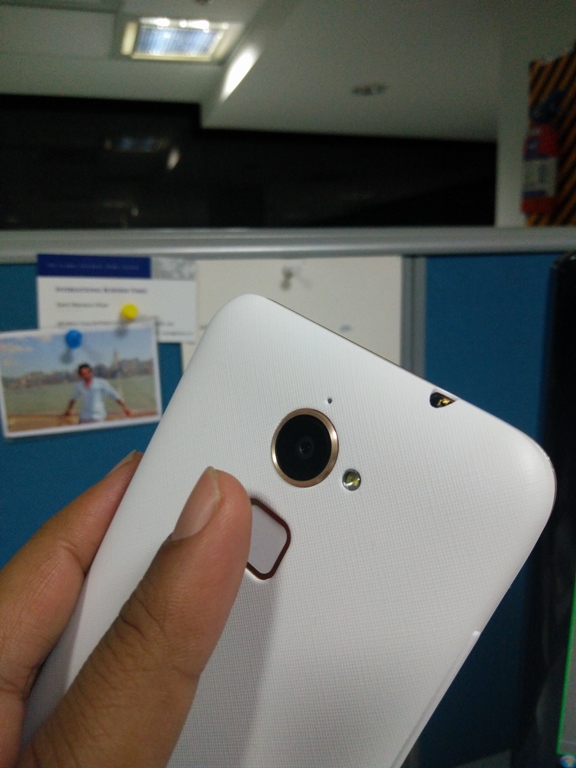 Coolpad launched all-new Note 3 Lite in India on Friday, featuring premium specifications such as fingerprint scanner, 3GB RAM and lot more at an ultra affordable cost of just Rs 6,999. Coolpad note 3 lite price,coolpad note 3 lite review,coolpad note 3 lite first look,coolpad note 3 lite photos,coolpad note 3 lite features,coolpad note 3 lite specs,coolpad note 3 lite design,coolpad note 3 lite vs coolpad note 3