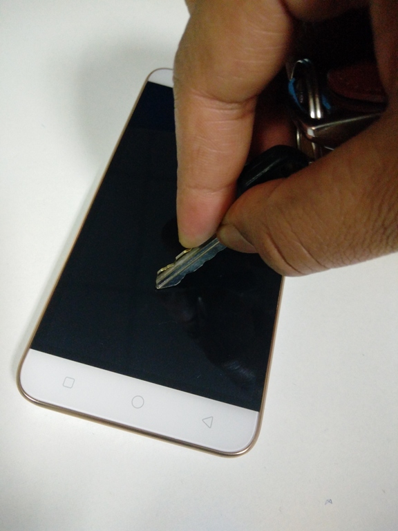 Coolpad launched all-new Note 3 Lite in India on Friday, featuring premium specifications such as fingerprint scanner, 3GB RAM and lot more at an ultra affordable cost of just Rs 6,999. Coolpad note 3 lite price,coolpad note 3 lite review,coolpad note 3 lite first look,coolpad note 3 lite photos,coolpad note 3 lite features,coolpad note 3 lite specs,coolpad note 3 lite design,coolpad note 3 lite vs coolpad note 3