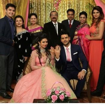 TV actress Divyanka Tripathi and her Yeh Hai Mohhabatein co-star Vivek Dahiya, got engaged on 15 January in a private ceremony.