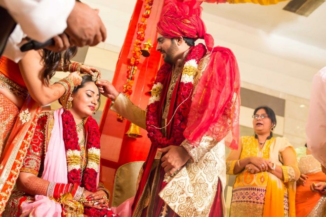 Actor Sharan Kumar tied the knot with Neha at Savera hotel in Chennai. Celebs like Shanthanu Bhagyaraj, Shaam, Bharath graced the event. Sharan Kumar Wedding,Sharan Kumar marriage,Sharankumar,Shanthanu Bhagyaraj,Shaam,Bharath,Sharan Kumar Wedding pics,Sharan Kumar Wedding images,Sharan Kumar Wedding photos,Sharan Kumar Wedding stills,Sharan Kumar Wedding pictures