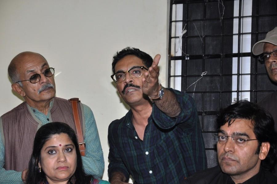 FWICE, CINTAA, FWA & all other affiliates of FWICE condemn this irresponsible and dangerous act that has sent shivers down the spines of the entire creative industry. FWICE,CINTAA,FWA,comedian Kiku Sharda,Kiku Sharda,kiku sharda arrested,Comedy Nites with Kapil,Amit Behl,Kamlesh Pandey,Aashish Rego,CINTAA office