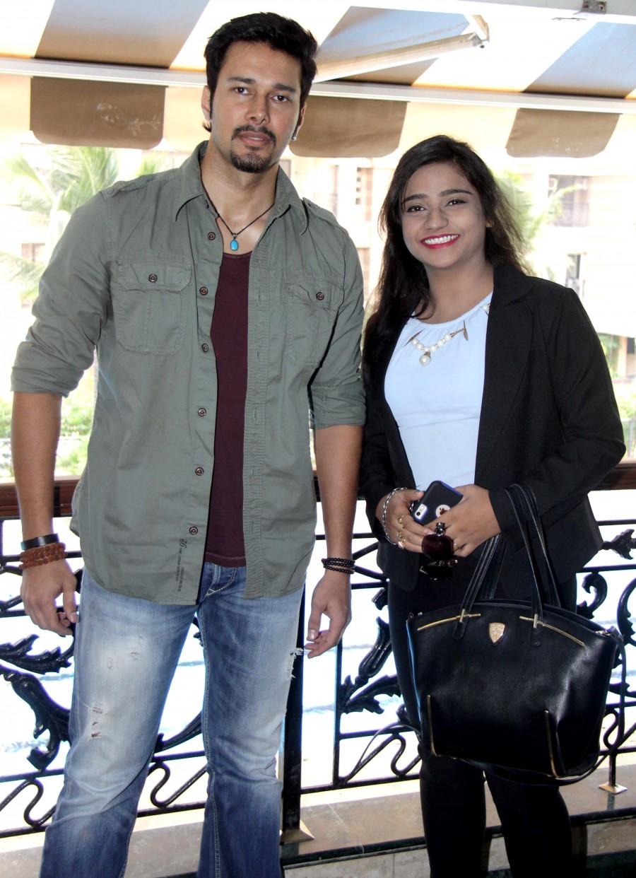 Bollywood movie Direct Ishq prmotion event held at Classic club in Andheri, Mumbai. Direct Ishq,Direct Ishq movie promotion,Direct Ishq promotion,Rajniesh Duggall,Arjun Bijlani,Swati Sharrma,Rajiv Ruia,Vivek Kar,Pradeep Sharma