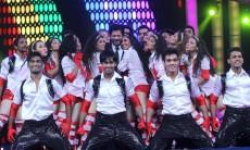 Umang Mumbai Police Show 2016 event held at suburban in Mumbai on Tuesday (19 January 2016). Many Bollywood bigwigs graced the event and dazzled on stage with their sizzling performances.