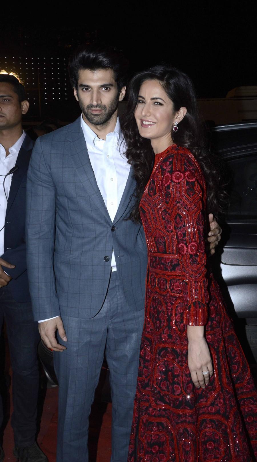Umang Mumbai Police Show 2016 event held at suburban in Mumbai on Tuesday (19 January 2016). Many Bollywood bigwigs graced the event and dazzled on stage with their sizzling performances. Umang Police Show,Umang Police Show 2016,Shah Rukh Khan,Ranveer Singh,Deepika Padukone,Alia Bhatt,Katrina Kaif,Sonam Kapoor,Ileana D'Cruz,Nargis Fakhri,Richa Chadda,Jacqueline Fernandez,Tabu,Yami Gautam,Athiya Shetty,Kriti Sanon,Ranbir Kapoor,Aditya
