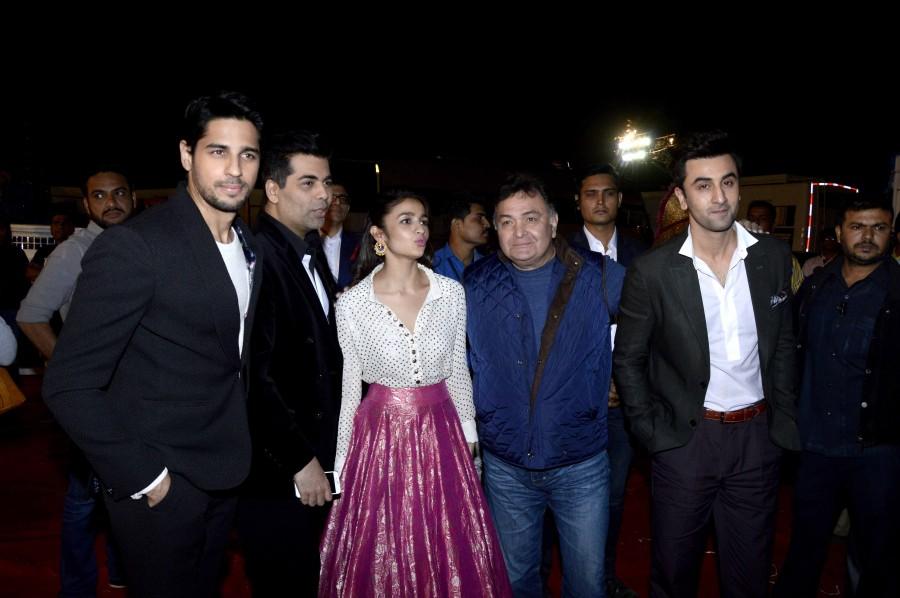 Umang Mumbai Police Show 2016 event held at suburban in Mumbai on Tuesday (19 January 2016). Many Bollywood bigwigs graced the event and dazzled on stage with their sizzling performances. Umang Police Show,Umang Police Show 2016,Shah Rukh Khan,Ranveer Singh,Deepika Padukone,Alia Bhatt,Katrina Kaif,Sonam Kapoor,Ileana D'Cruz,Nargis Fakhri,Richa Chadda,Jacqueline Fernandez,Tabu,Yami Gautam,Athiya Shetty,Kriti Sanon,Ranbir Kapoor,Aditya