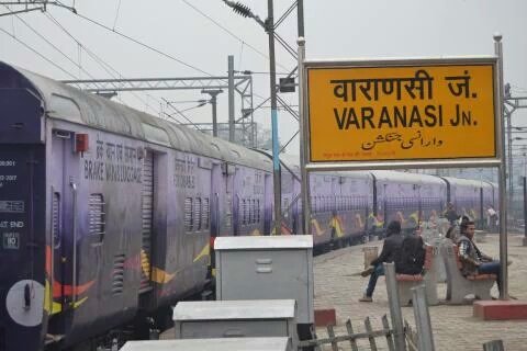 Prime Minister Narendra Modi on Friday flagged off a train connecting Varanasi - his parliamentary constituency in Uttar Pradesh and Delhi. PM Modi flags,superfast train connecting Varanasi and Delhi,superfast train,Varanasi and Delhi,Varanasi and Delhi superfast train,Narendra Modi,Modi