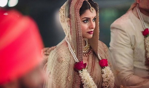 Actress Asin married her long time boyfriend and business man Rahul Sharma as per Hindu wedding. Asin and Rahul Sharma wedding,Asin wedding,Asin wedding photos,Asin wedding stills,Asin wedding pics,Asin wedding images,Rahul Sharma wedding photos,Rahul Sharma wedding pics,Rahul Sharma wedding images,Rahul Sharma wedding stills